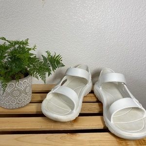 Teva's Hurricane Drift Sandals